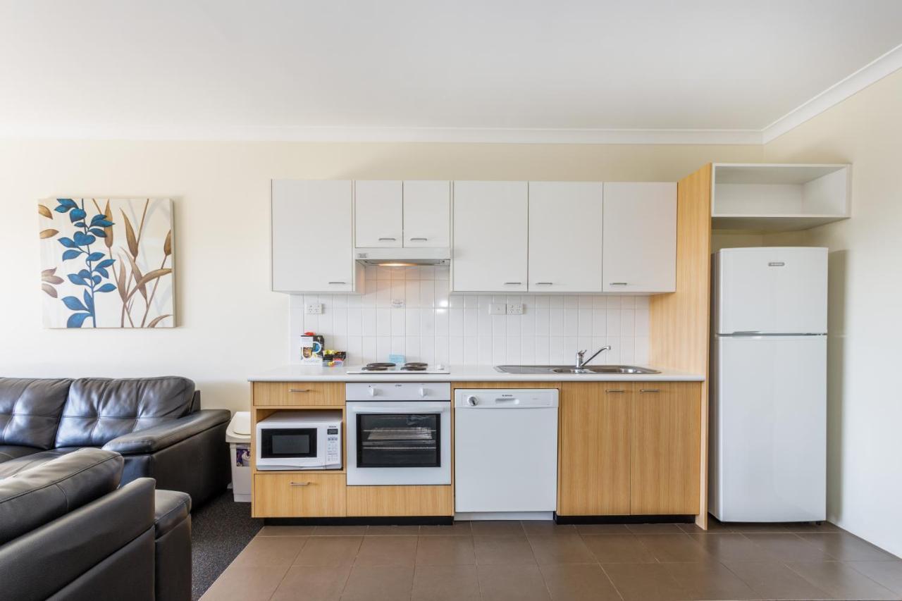 Perth Ascot Central Apartment Hotel Official Екстер'єр фото