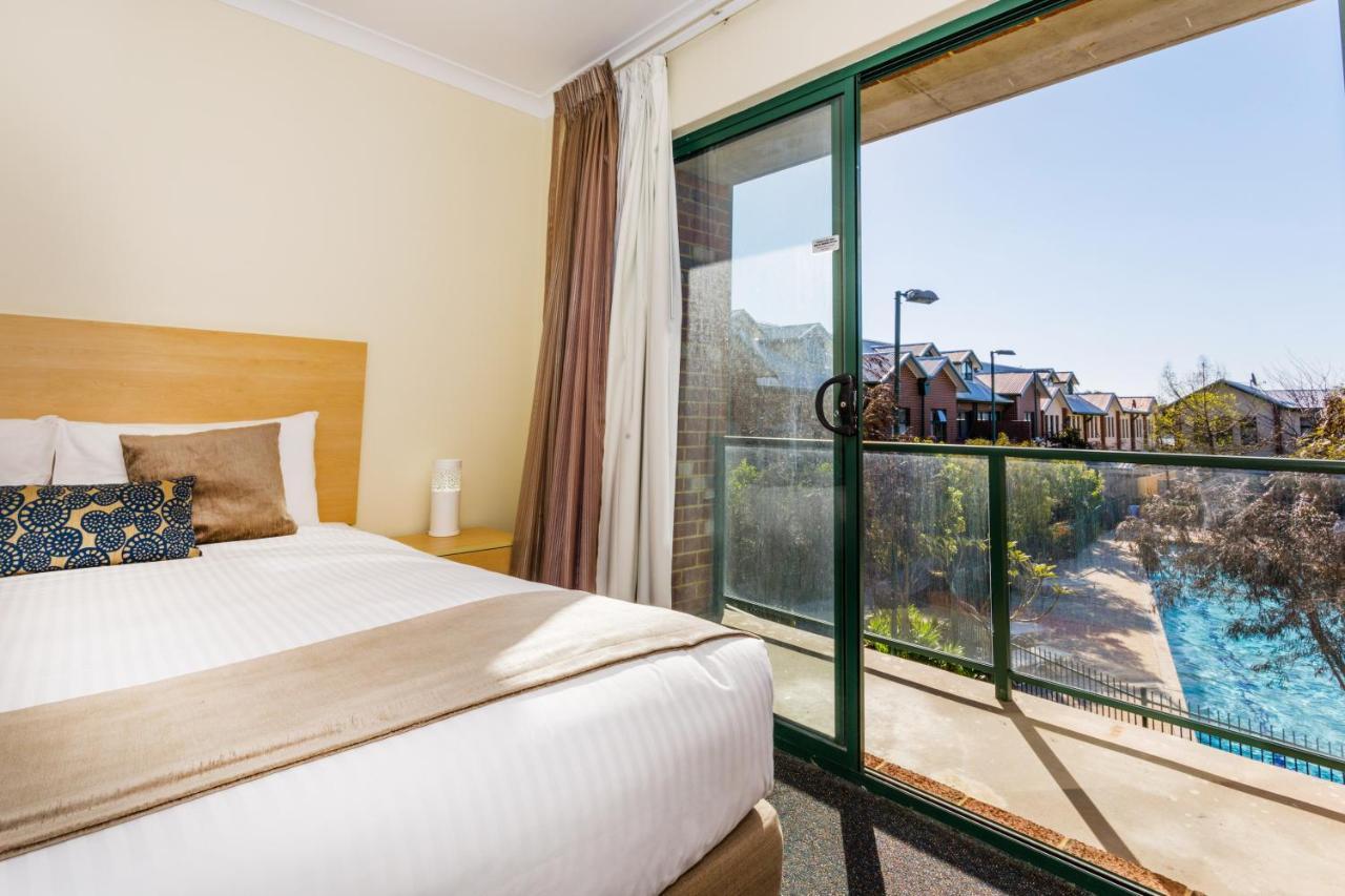 Perth Ascot Central Apartment Hotel Official Екстер'єр фото