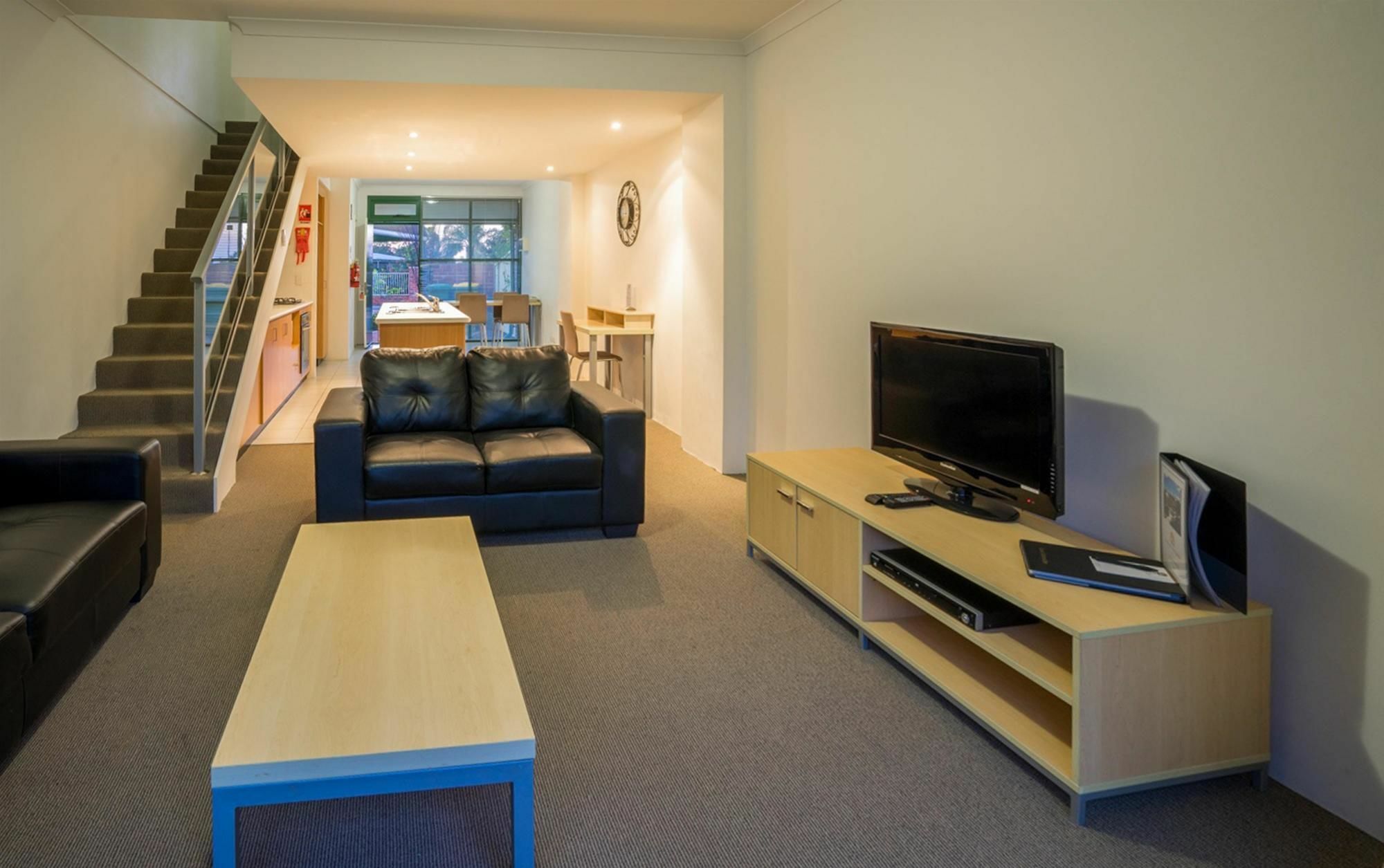 Perth Ascot Central Apartment Hotel Official Екстер'єр фото