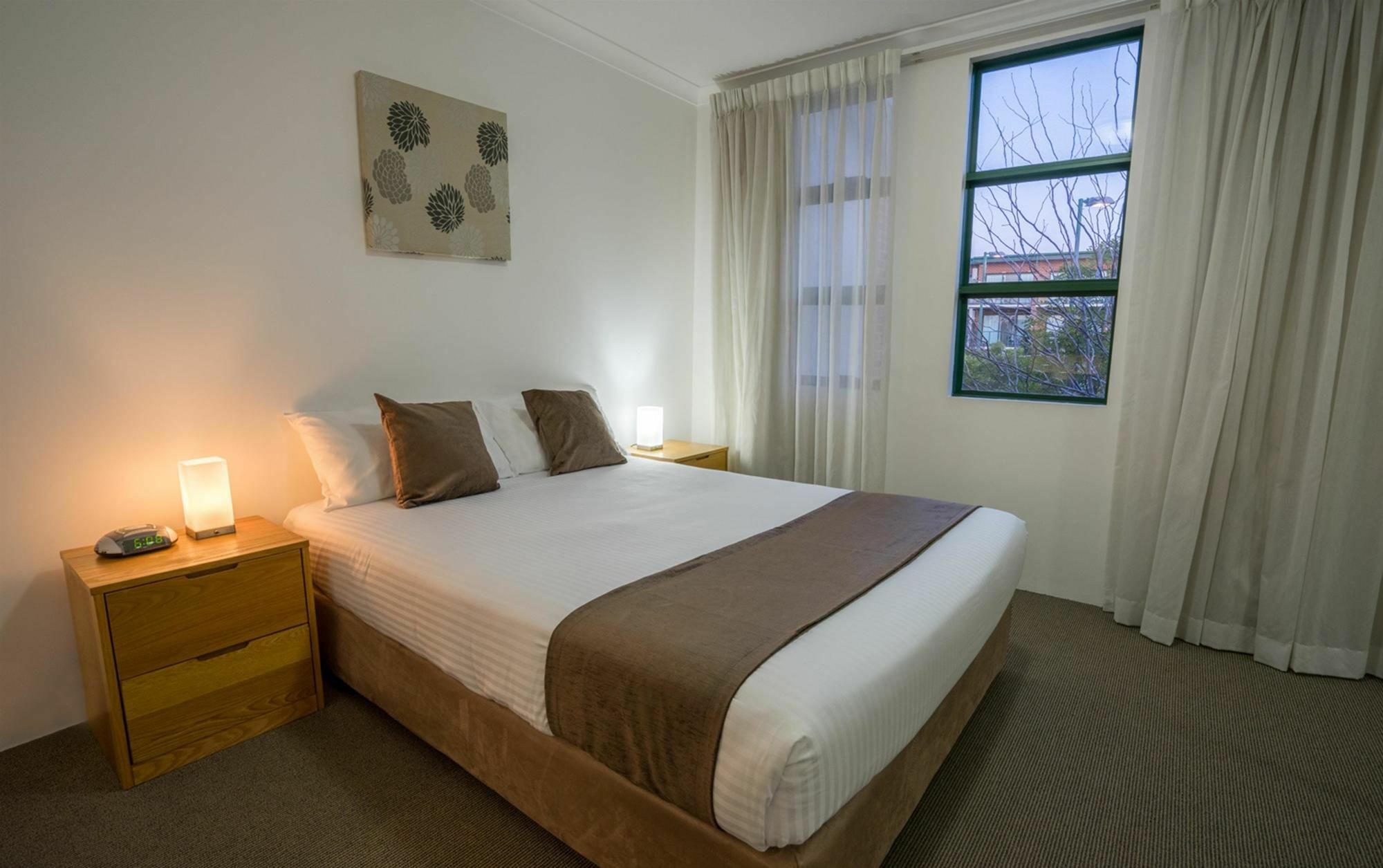 Perth Ascot Central Apartment Hotel Official Екстер'єр фото