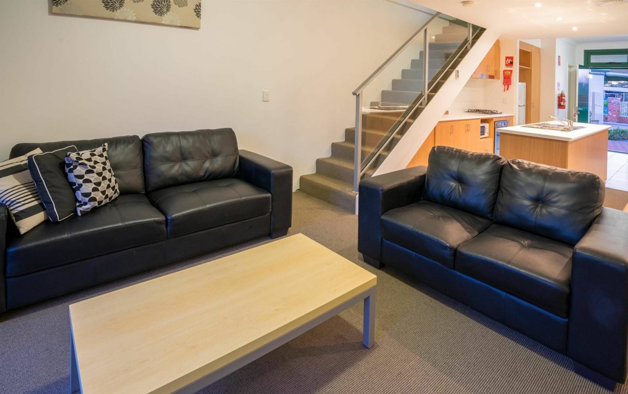 Perth Ascot Central Apartment Hotel Official Екстер'єр фото