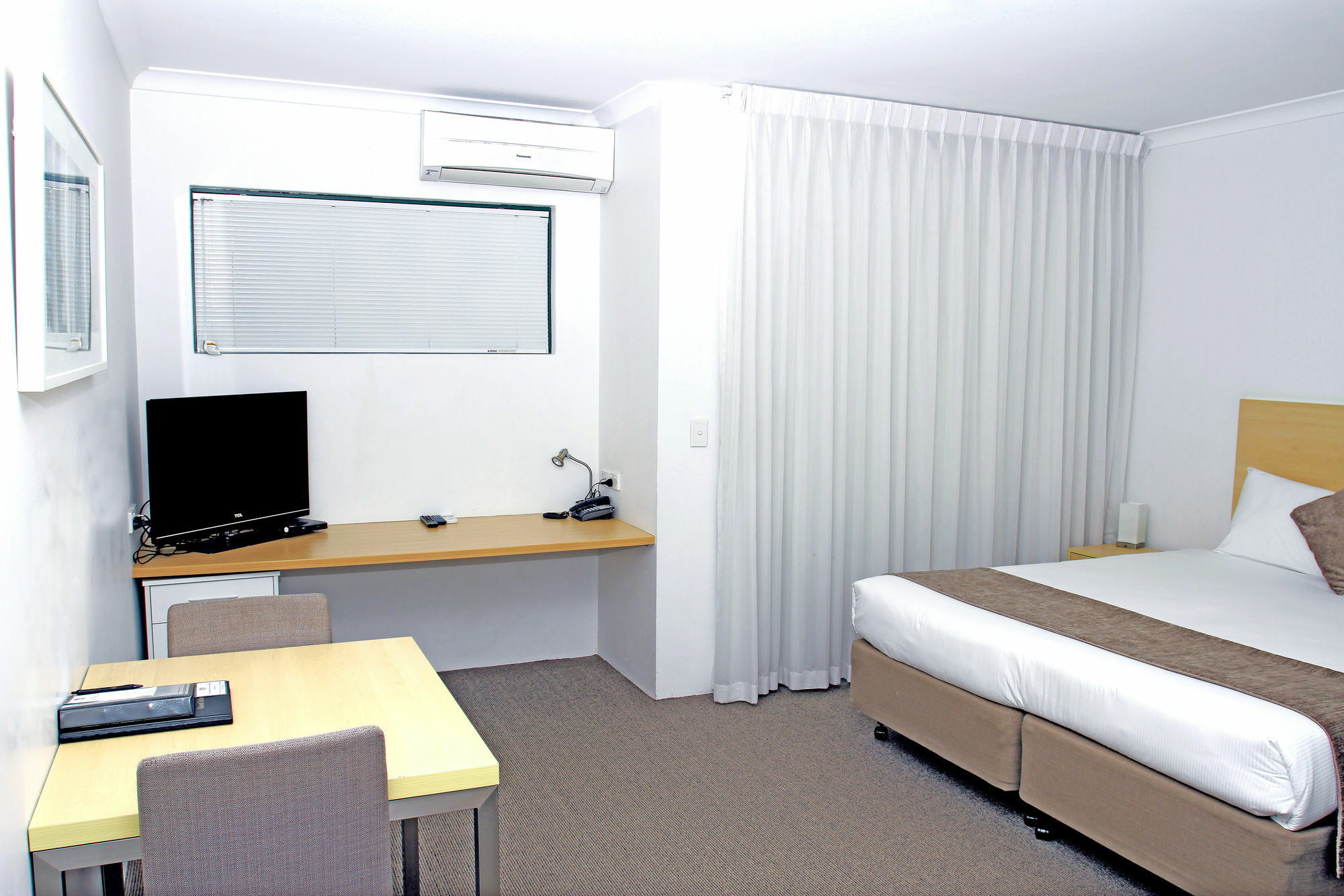 Perth Ascot Central Apartment Hotel Official Екстер'єр фото